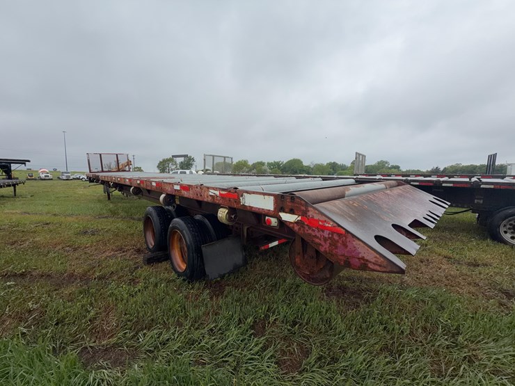 1995-wabash-truss-extendable-trailer-image-5