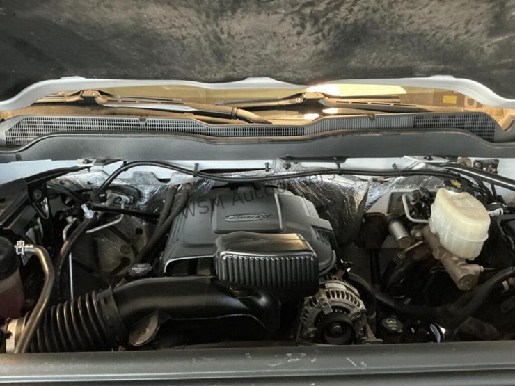 2017-chevrolet-silverado-3500hd-image-11