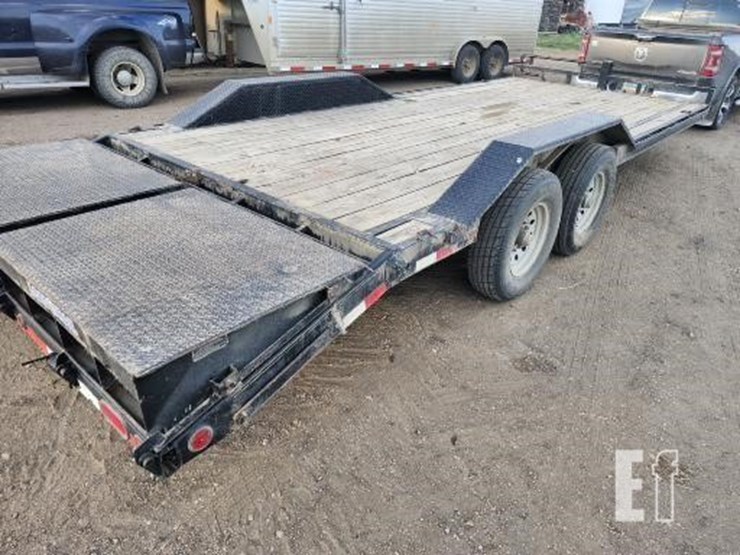 2017-load-trail-car-trailer-image-1