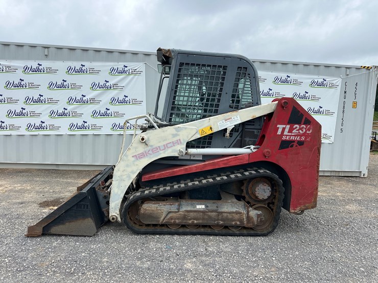 takeuchi-tl230-image-1
