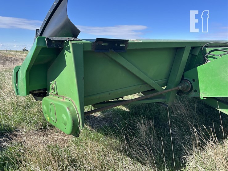 1982-john-deere-843-image-4
