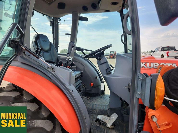 2015-kubota-l4760-image-15
