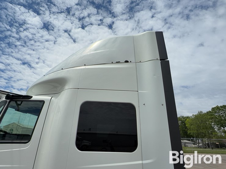 2016-international-prostar-image-19