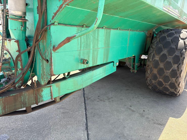 houle-7300-manure-tanker-image-53