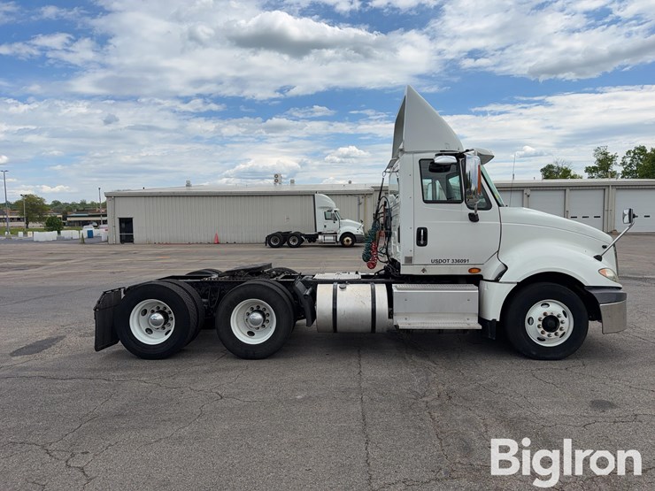 2016-international-prostar-image-4