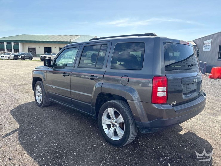 2017-jeep-patriot-image-3