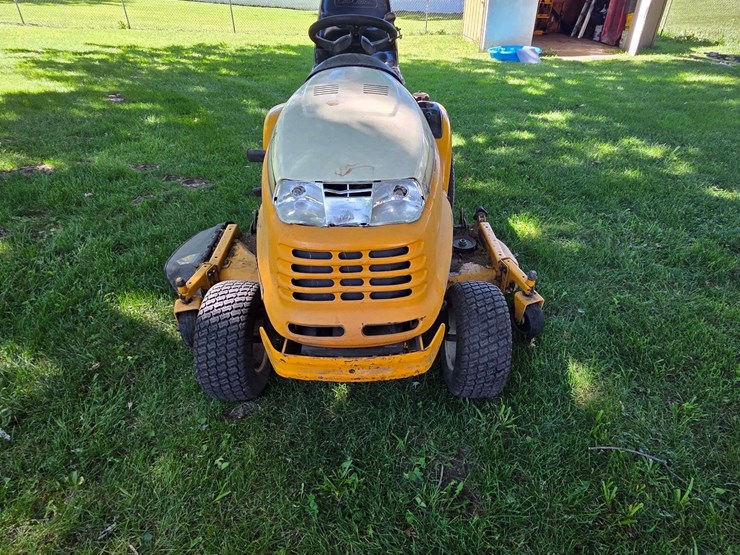 cub-cadet-3240-image-2