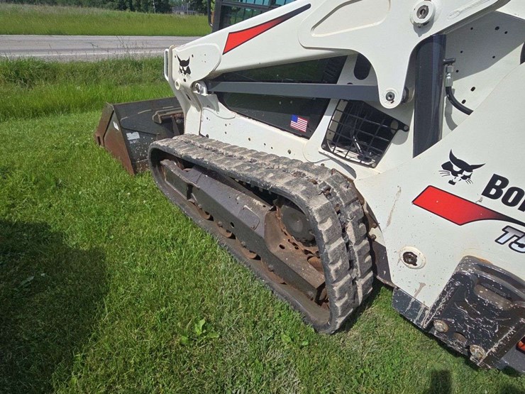 2020-bobcat-t595-image-17