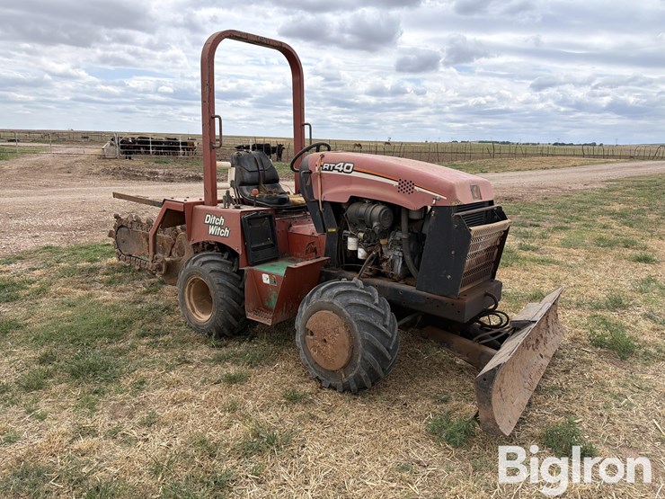 2004-ditch-witch-rt40-image-3