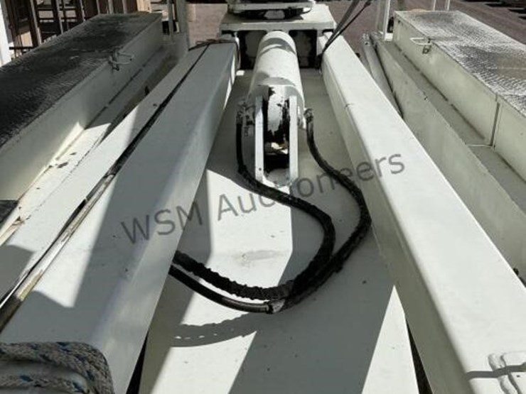 2009-international-workstar-7600-image-16