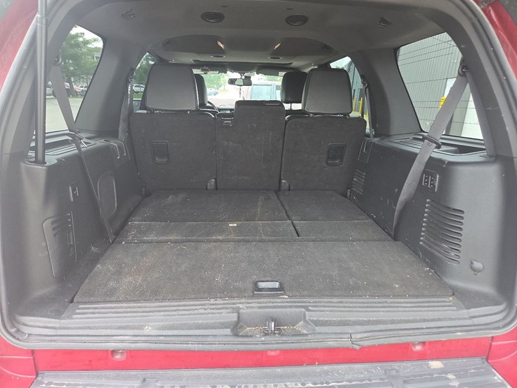 2013-ford-expedition-limited-suv-image-25