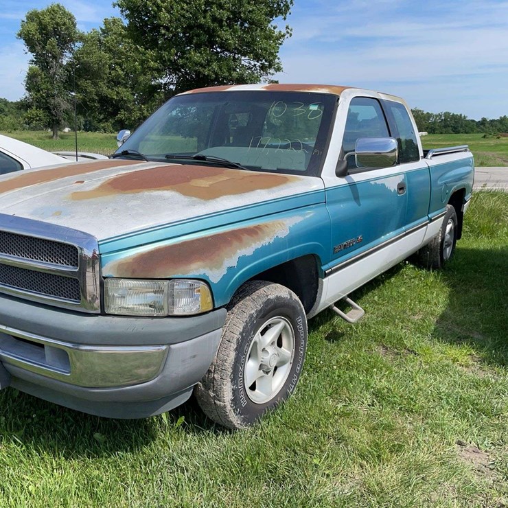 1996 DODGE RAM 1500