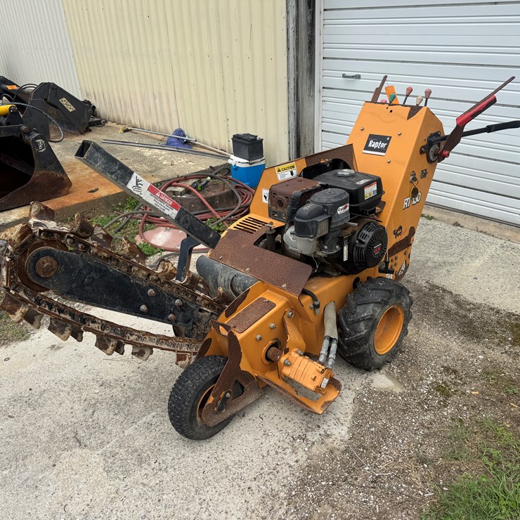 EARTH PRO RT130 WALK BEHIND TRENCHER UNKNOWN HOURS