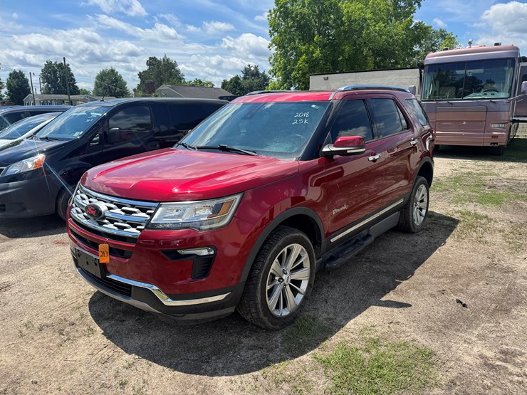 2018-ford-explorer-limited-image-1