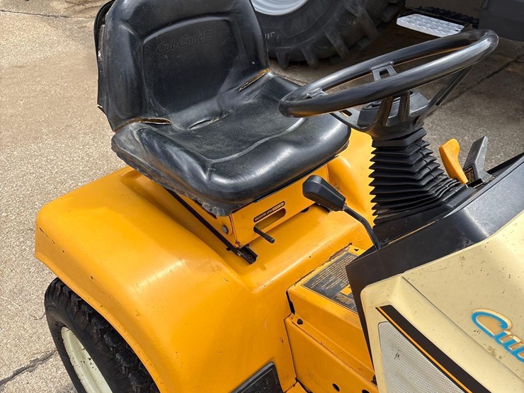 cub-cadet-1864-image-14
