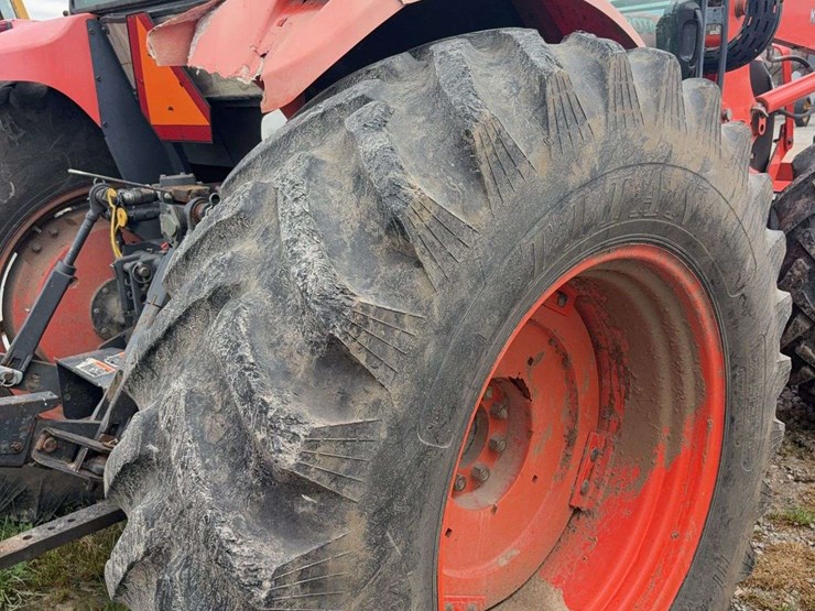 2023-kubota-m108s-image-24