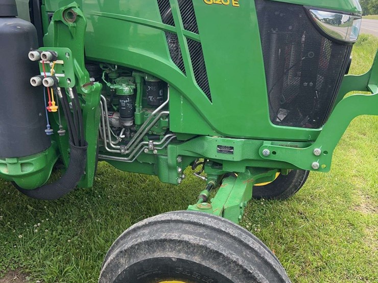 2015-john-deere-6120e-image-3