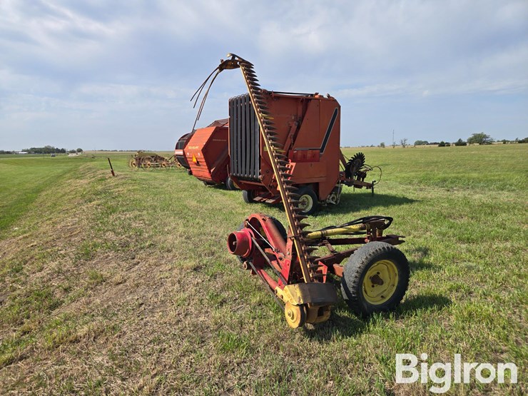 new-holland-456-image-5