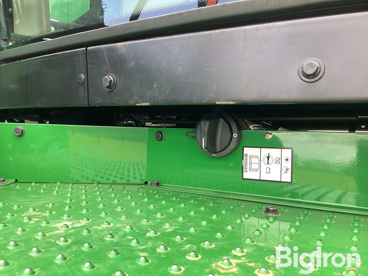 2020-john-deere-9370r-image-12