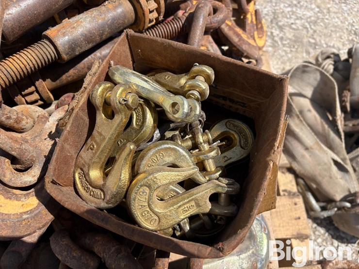pallet-of-straps-&-binders-image-16