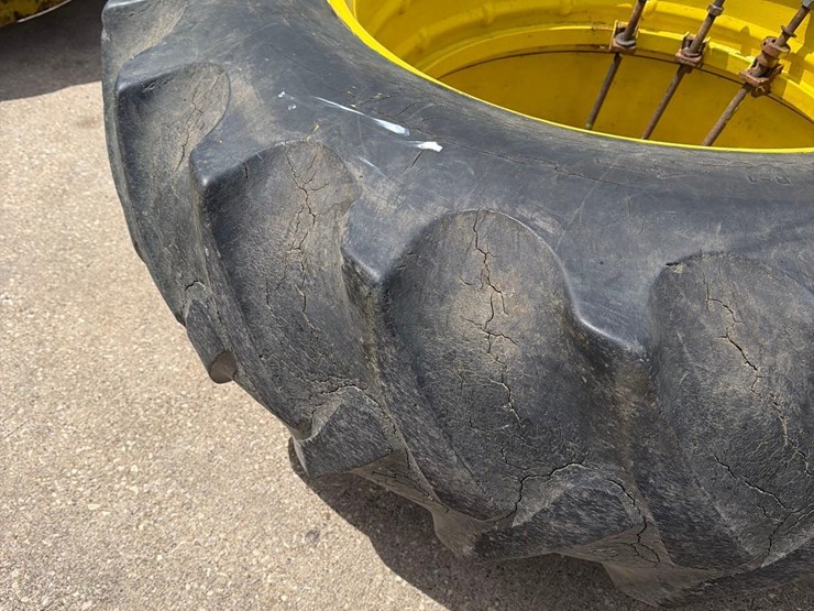 john-deere-4430-image-4