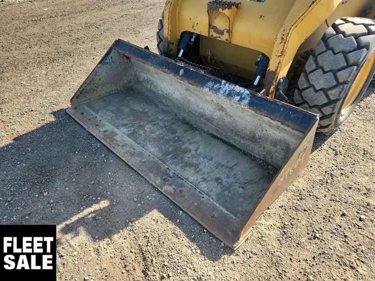 caterpillar-252b-image-13