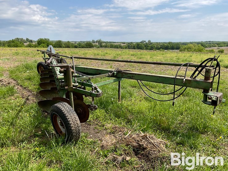 john-deere-on-land-plow-image-3