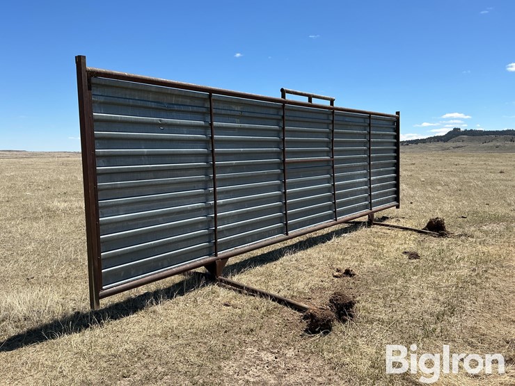portable-free-standing-wind-break-panel-image-7