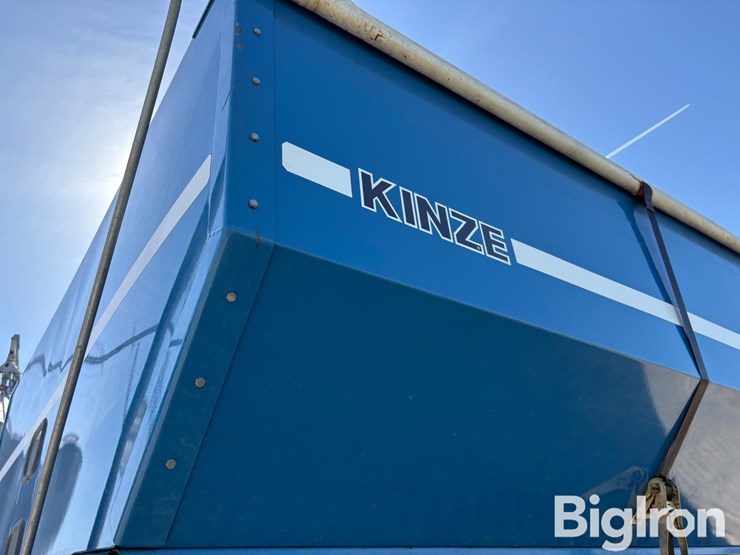 kinze-1040-image-19