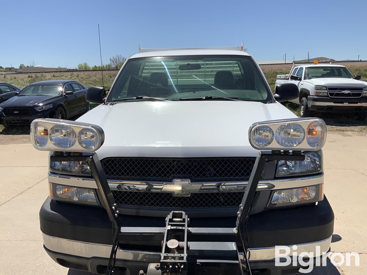 2004-chevrolet-2500-image-14