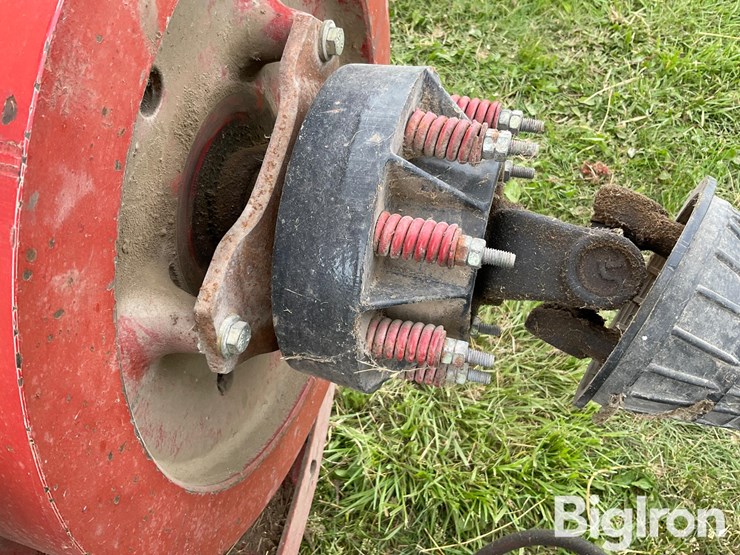 2000-new-holland-575-image-15