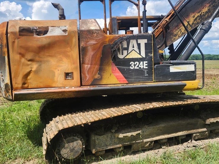 caterpillar-324e-image-7
