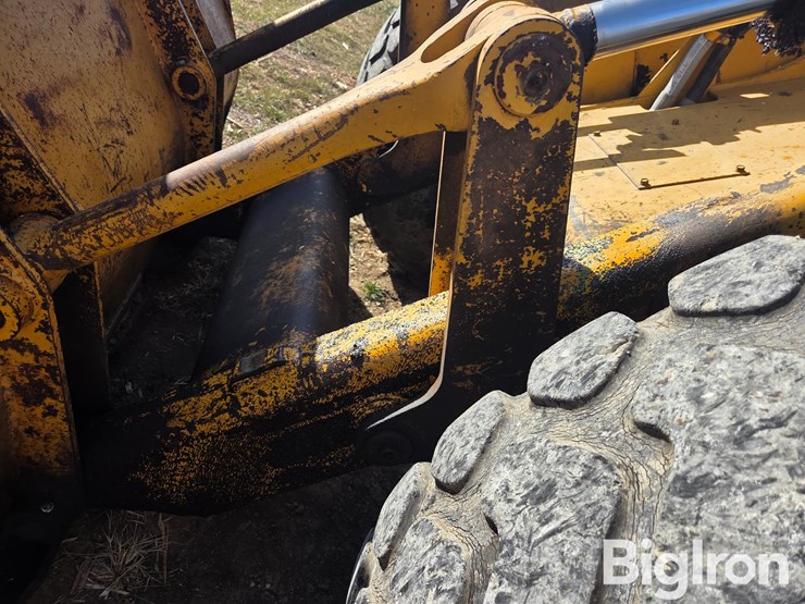 john-deere-644-image-14