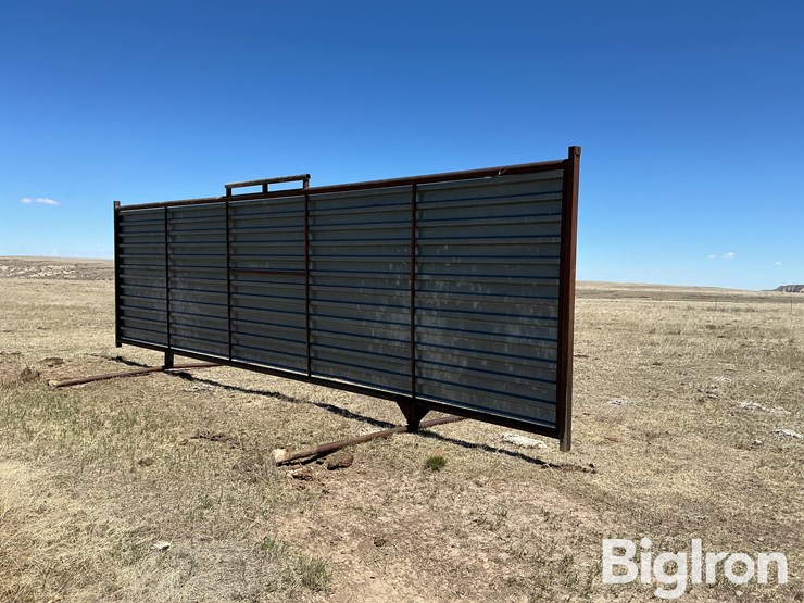 portable-free-standing-wind-break-panel-image-5