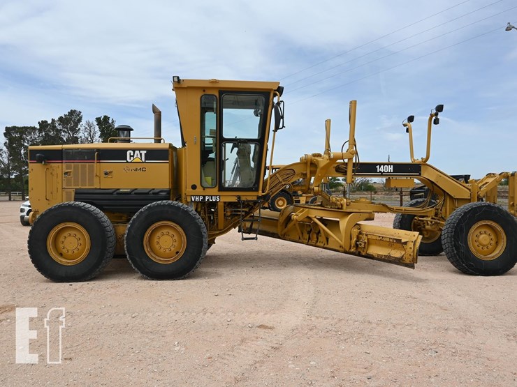 2004-caterpillar-140h-image-6