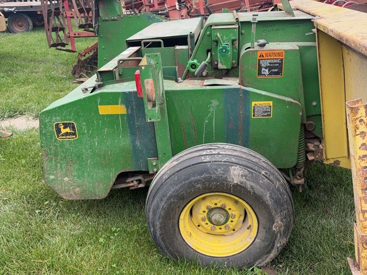 john-deere-3950-image-4
