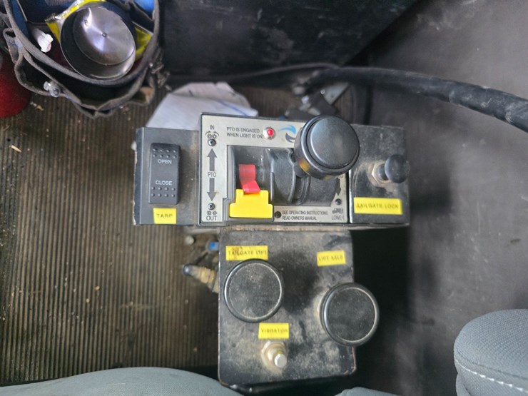 1997-kenworth-t800-image-113