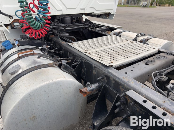 2016-international-prostar-image-15
