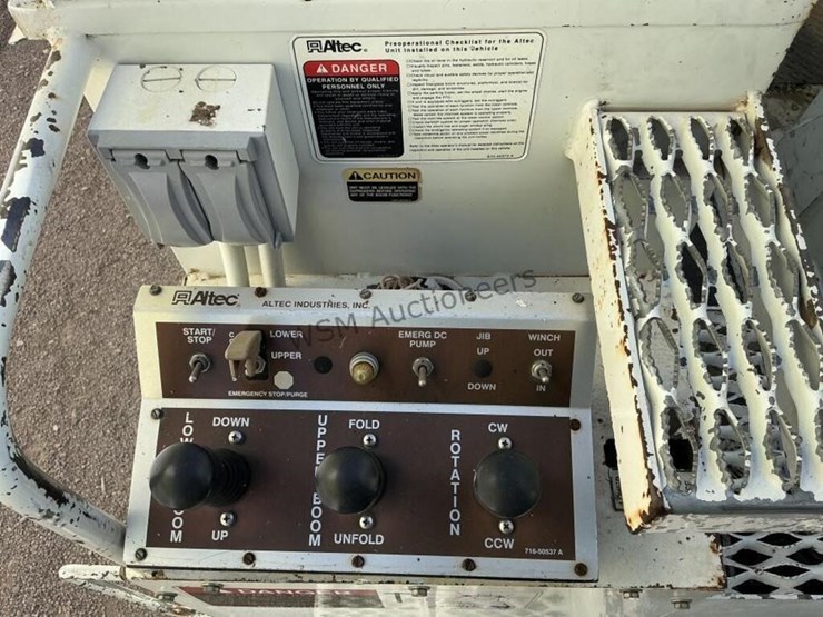 2009-international-workstar-7600-image-15