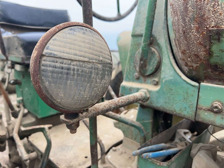 john-deere-70-image-34