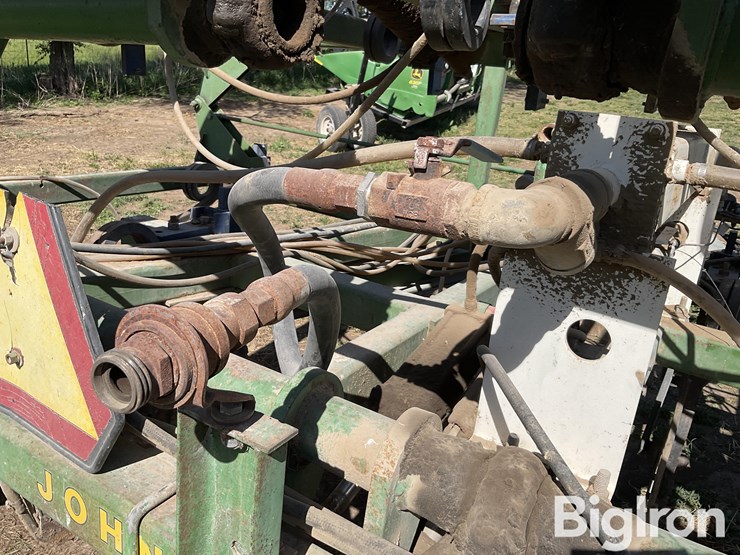 john-deere-1610-image-16