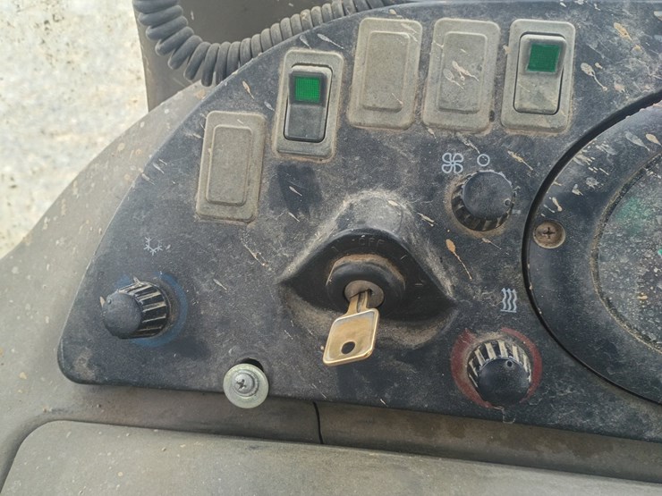 case-580m-image-37
