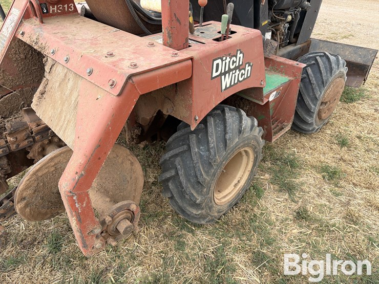 2004-ditch-witch-rt40-image-19