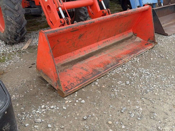 2023-kubota-m108s-image-3