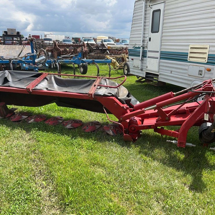 2025 CASE IH MD92