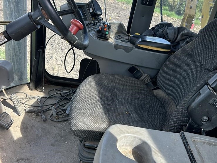ag-chem-terra-gator-8244-image-87