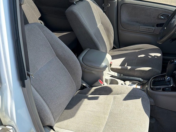 2004-suzuki-xl7-image-36