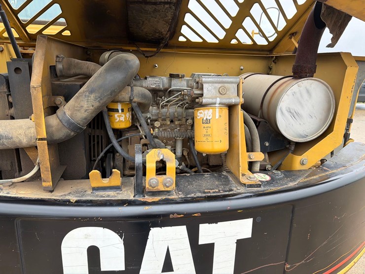caterpillar-307c-image-39