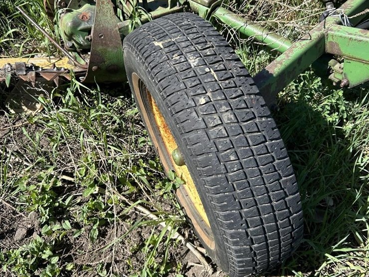 john-deere-450-image-5