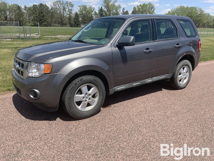 2009-ford-escape-xls-image-1